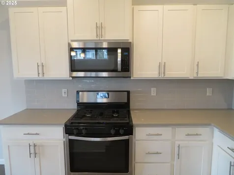 1598 19th Avenue Forest Grove OR 97116