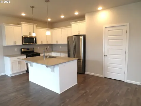 1598 19th Avenue Forest Grove OR 97116