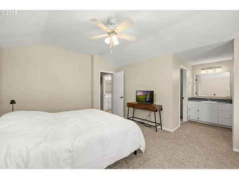 5877 NW 181st Avenue Portland OR 97229
