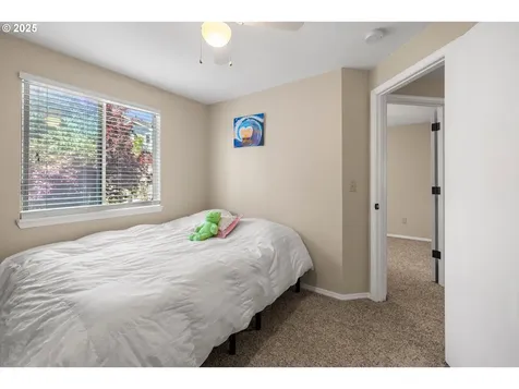 5877 NW 181st Avenue Portland OR 97229
