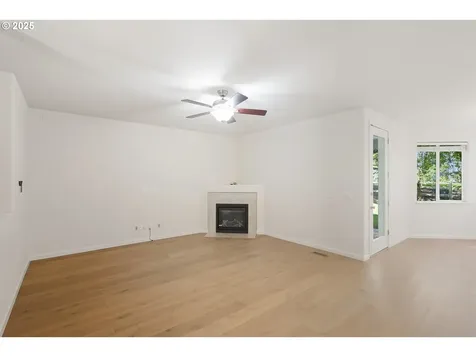 5728 NW Skycrest Parkway Portland OR 97229