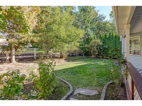 5728 NW Skycrest Parkway Portland OR 97229