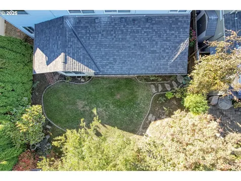5728 NW Skycrest Parkway Portland OR 97229