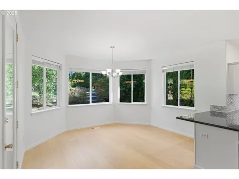 5728 NW Skycrest Parkway Portland OR 97229