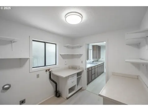 875 S 5th Street Lebanon OR 97355