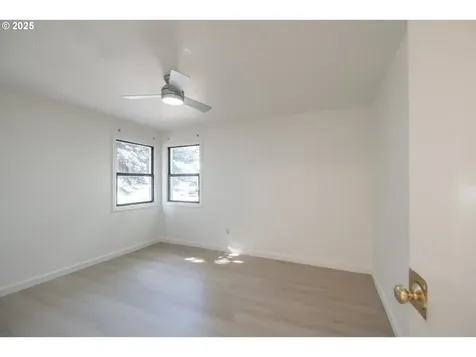 875 S 5th Street Lebanon OR 97355