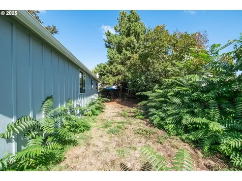 875 S 5th Street Lebanon OR 97355