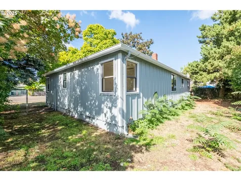 875 S 5th Street Lebanon OR 97355