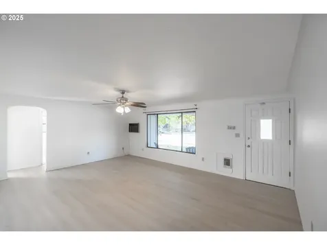 875 S 5th Street Lebanon OR 97355