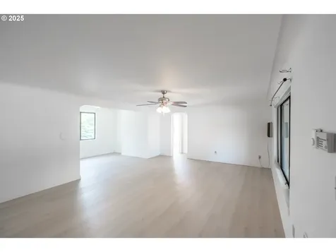 875 S 5th Street Lebanon OR 97355