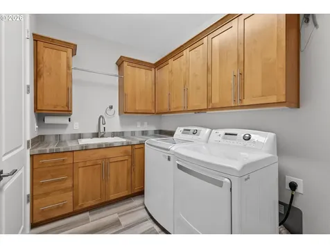 32092 SW Willamette Way Wilsonville OR 97070
