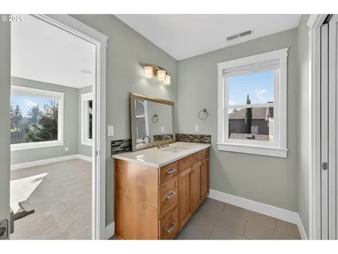 32092 SW Willamette Way Wilsonville OR 97070