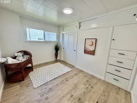 1212 E 10th Street The Dalles OR 97058