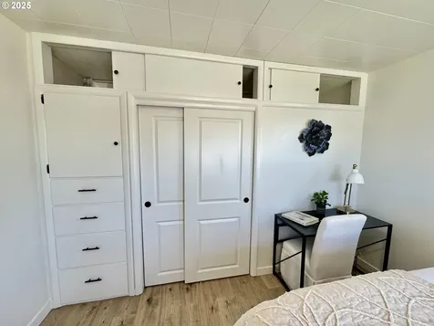 1212 E 10th Street The Dalles OR 97058