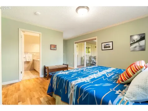 7422 SW 37th Avenue Portland OR 97219