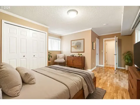 7422 SW 37th Avenue Portland OR 97219