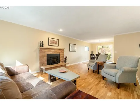 7422 SW 37th Avenue Portland OR 97219