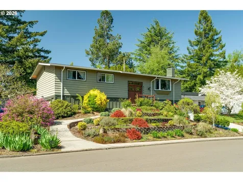 8385 SW Brookridge Street Portland OR 97225