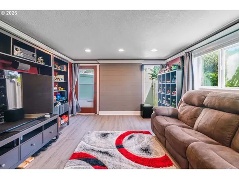 8385 SW Brookridge Street Portland OR 97225