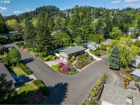 8385 SW Brookridge Street Portland OR 97225