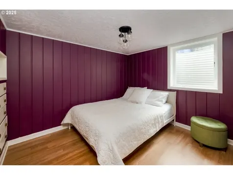 8604 NE Dyer Street Portland OR 97220