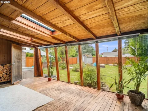 321 SE 108th Avenue Portland OR 97216