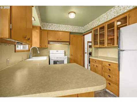 1220 NE 196th Avenue Portland OR 97230