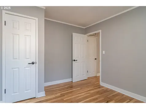 1551 NE Morris Street Roseburg OR 97470