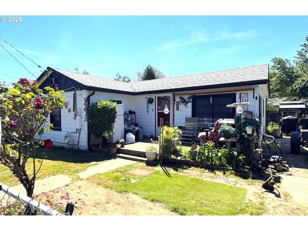 844 NE Johnson Street Myrtle Creek OR 97457
