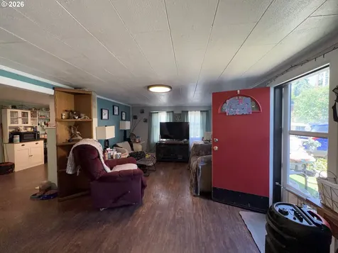 844 NE Johnson Street Myrtle Creek OR 97457