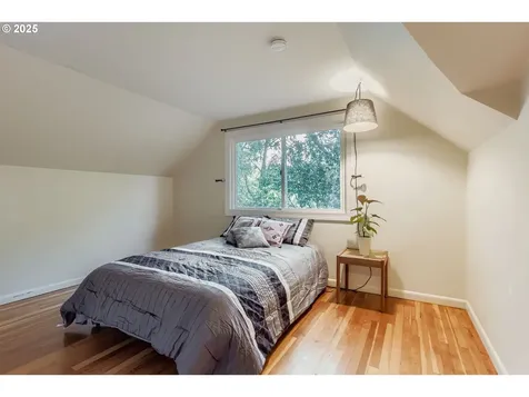 8325 N Newman Avenue Portland OR 97203