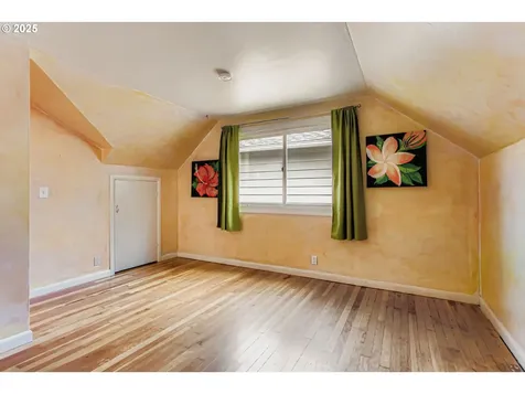 8325 N Newman Avenue Portland OR 97203