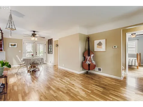 8325 N Newman Avenue Portland OR 97203
