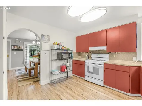 2472 Willamina Avenue Forest Grove OR 97116
