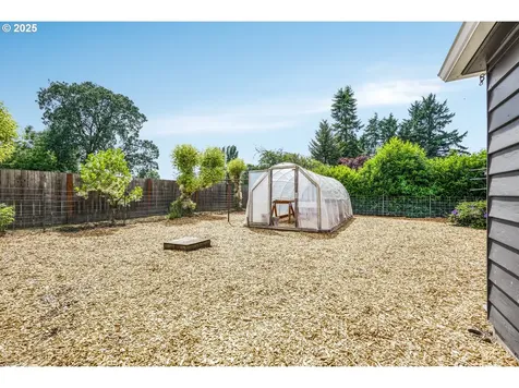 2472 Willamina Avenue Forest Grove OR 97116
