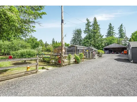 2472 Willamina Avenue Forest Grove OR 97116