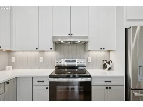 42 Washington Street Rockaway Beach OR 97136
