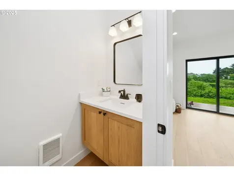 42 Washington Street Rockaway Beach OR 97136