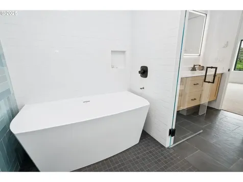 42 Washington Street Rockaway Beach OR 97136