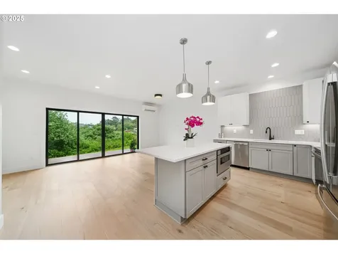 42 Washington Street Rockaway Beach OR 97136