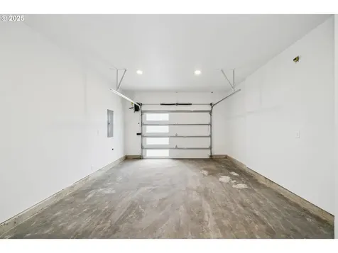 42 Washington Street Rockaway Beach OR 97136