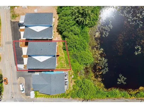 42 Washington Street Rockaway Beach OR 97136