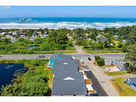 42 Washington Street Rockaway Beach OR 97136