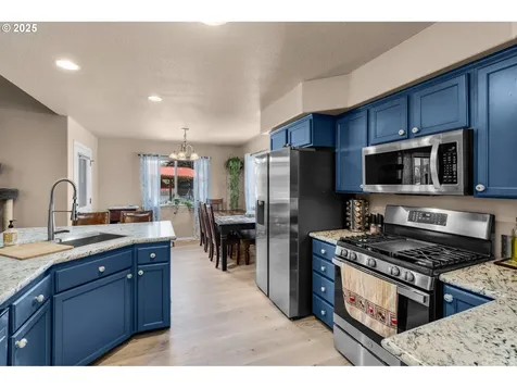 719 NE Quince Avenue Redmond OR 97756