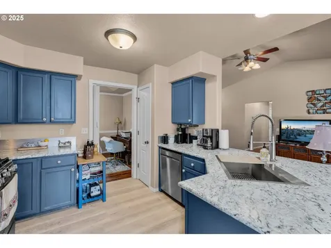 719 NE Quince Avenue Redmond OR 97756