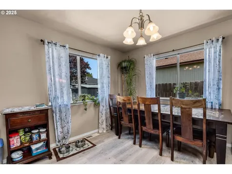 719 NE Quince Avenue Redmond OR 97756