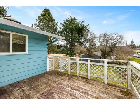 15904 SE Harrison Street Portland OR 97233