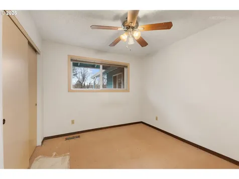 15904 SE Harrison Street Portland OR 97233