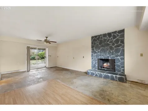 15904 SE Harrison Street Portland OR 97233