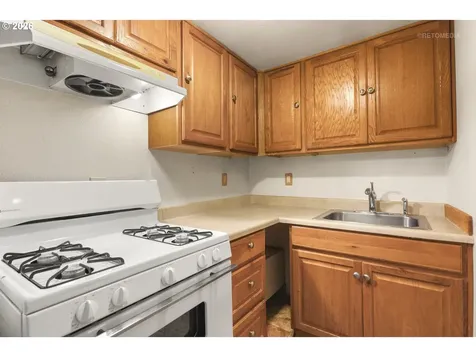 15904 SE Harrison Street Portland OR 97233